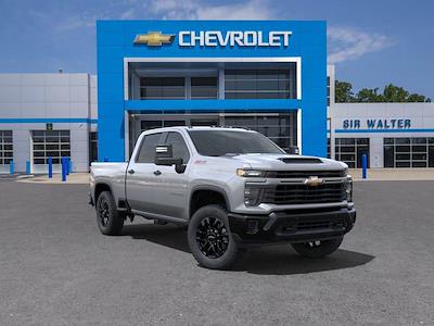 New 2025 Chevrolet Silverado 2500 Custom Crew Cab 4x4 Pickup for sale #255652 - photo 1
