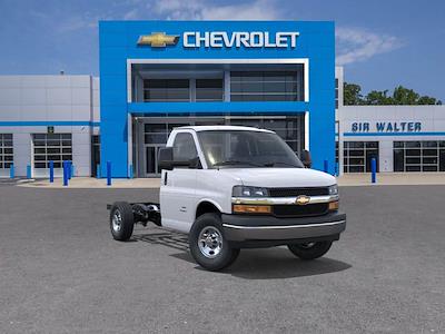 2025 Chevrolet Express 3500 Regular Cab RWD Cutaway for sale #255803 - photo 1