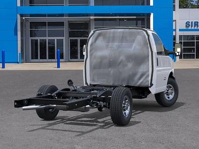 2025 Chevrolet Express 3500 Regular Cab RWD Cutaway for sale #255803 - photo 2
