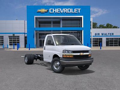 2025 Chevrolet Express 3500 Regular Cab DRW RWD Cutaway for sale #255874 - photo 1