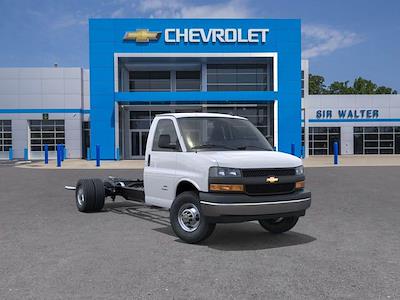 New 2025 Chevrolet Express 3500 177 WB Cutaway for sale #255938 - photo 1