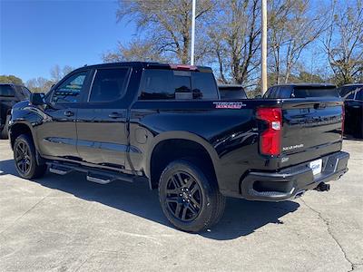 Used 2024 Chevrolet Silverado 1500 - photo 1