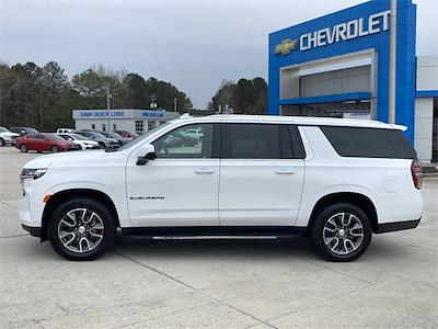 Used 2022 Chevrolet Suburban - photo 1