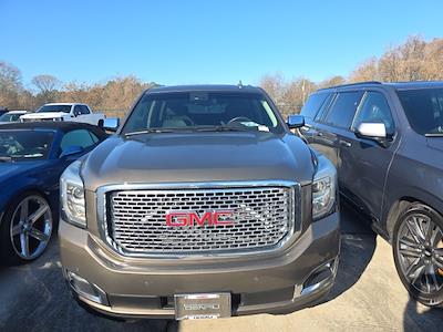 Used 2016 GMC Yukon - photo 1