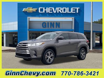 Used 2019 Toyota Highlander - photo 1