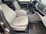 2019 Toyota Highlander FWD SUV for sale #C5422A - photo 26