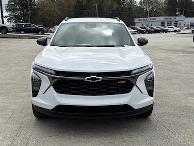 Used 2025 Chevrolet Trax - photo 1