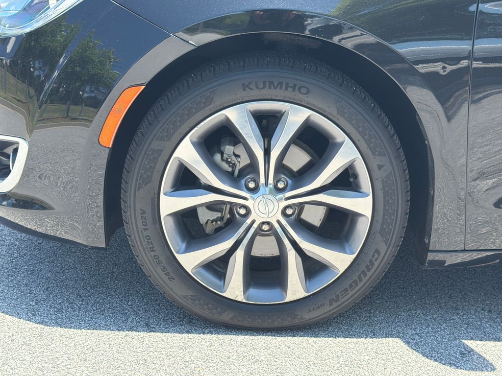 Used 2018 Chrysler Pacifica - photo 12