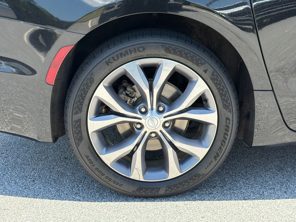 Used 2018 Chrysler Pacifica - photo 17