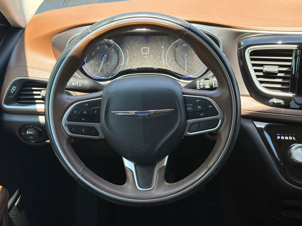 Used 2018 Chrysler Pacifica - photo 26