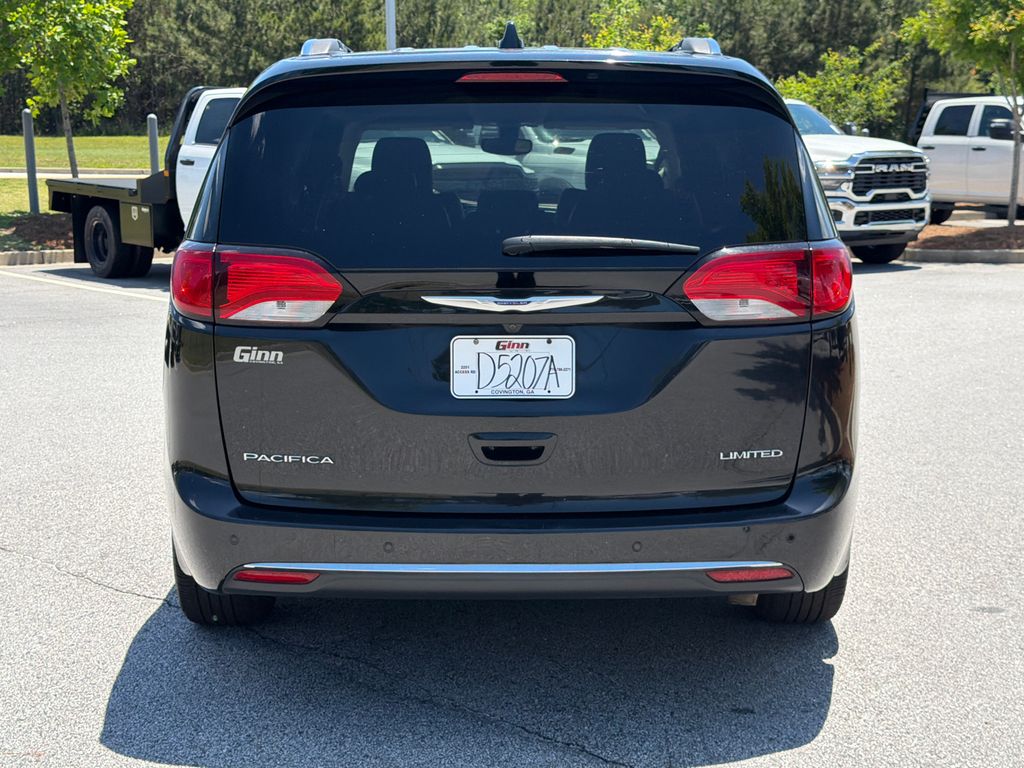 Used 2018 Chrysler Pacifica - photo 7