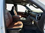 New 2025 GMC Sierra 2500 Denali Ultimate Crew Cab 4WD Pickup for sale #B14471 - photo 19