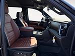 New 2025 GMC Sierra 2500 Denali Ultimate Crew Cab 4WD Pickup for sale #B14506 - photo 19