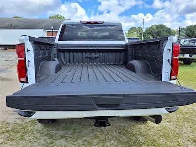 2025 Chevrolet Silverado 2500 Crew Cab 4WD Pickup for sale #7341 - photo 2