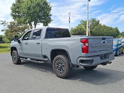 Used 2024 Chevrolet Silverado 2500 LT Crew Cab 4x4 Pickup for sale #59100A - photo 2