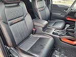 Used 2024 Nissan Frontier PRO-4X Crew Cab 4x4 Pickup for sale #25T875A - photo 19