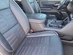 2025 GMC Sierra 2500 Crew Cab 4WD Pickup for sale #P9927A - photo 19