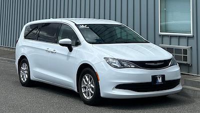 2018 Chrysler Pacifica FWD Minivan for sale #CAP250661 - photo 1