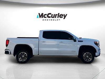 Used 2025 GMC Sierra 1500 - photo 1