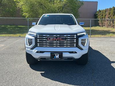 Used 2024 GMC Canyon - photo 2