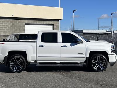 Used 2018 Chevrolet Silverado 1500 - photo 1