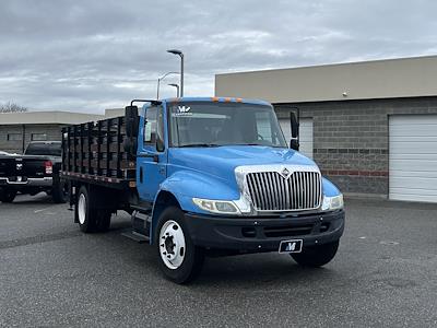 Used 2003 International 4200 - photo 1