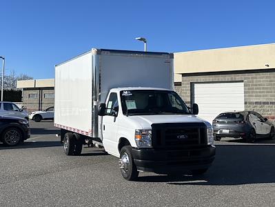 Used 2024 Ford E-450 - photo 1