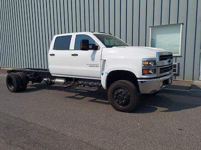 New 2024 Chevrolet Silverado 5500 Work Truck Crew Cab 4x4 Cab Chassis for sale #FCHR699 - photo 1