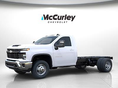 New 2025 Chevrolet Silverado 3500 Regular Cab Cab Chassis for sale #FCHS742 - photo 1
