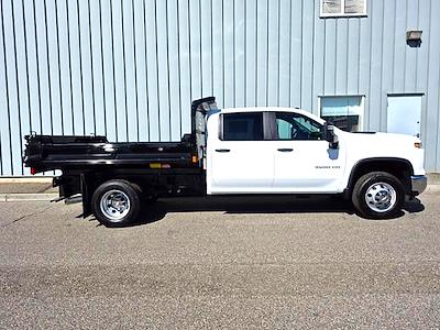 New 2025 Chevrolet Silverado 3500 - photo 1