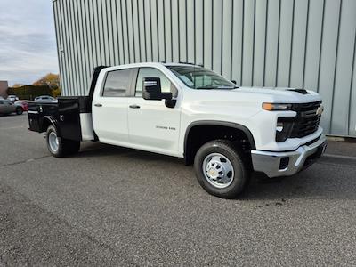 2025 Chevrolet Silverado 3500 Crew Cab DRW 4WD Flatbed Truck for sale #FCHS846 - photo 1