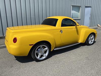 Used 2005 Chevrolet SSR Base Regular Cab 4x2 Pickup for sale #FTA230850 - photo 2