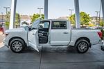 2021 Nissan Titan Crew Cab 4x4 Pickup for sale #B511036A - photo 5