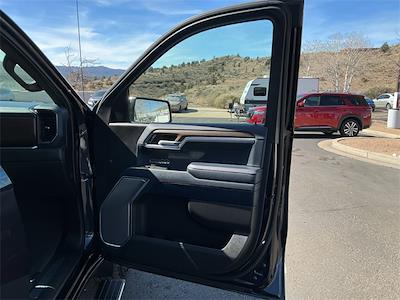 Used 2023 Chevrolet Silverado 1500 - photo 1