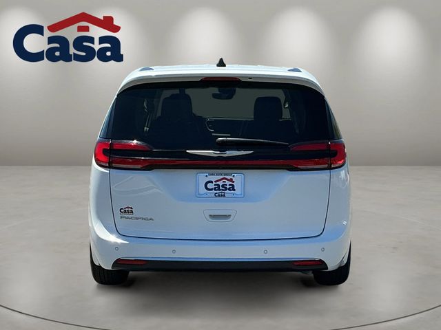 Used 2024 Chrysler Pacifica - photo 6