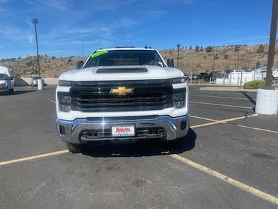 Used 2025 Chevrolet Silverado 3500 - photo 1