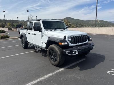 Used 2024 Jeep Gladiator - photo 1