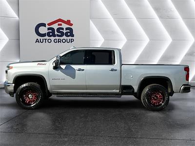 Used 2020 Chevrolet Silverado 2500 - photo 1