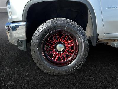 Used 2020 Chevrolet Silverado 2500 - photo 1