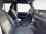 2020 Jeep Gladiator Crew Cab 4WD Pickup for sale #CT174889 - photo 11
