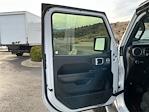 2020 Jeep Gladiator Crew Cab 4WD Pickup for sale #CT174889 - photo 18