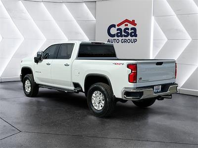 Used 2024 Chevrolet Silverado 2500 - photo 1