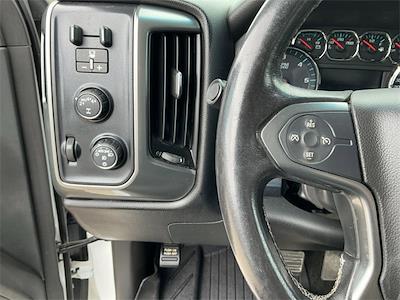 Used 2018 Chevrolet Silverado 1500 - photo 1