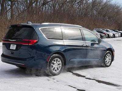 2021 Chrysler Pacifica FWD, Minivan for sale #17268M - photo 2