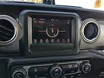 2020 Jeep Gladiator Crew Cab 4x4 Pickup for sale #B7678B - photo 13