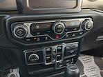 2020 Jeep Gladiator Crew Cab 4x4 Pickup for sale #B7678B - photo 15