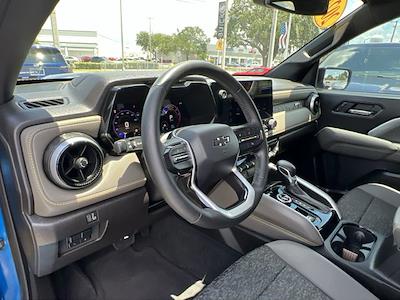 2024 Chevrolet Colorado Crew Cab 4WD Pickup for sale #M9080A - photo 2