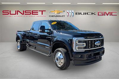 2025 Ford F-450 Crew Cab DRW 4x4 Pickup for sale #M9389B - photo 1