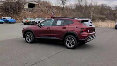 2024 Chevrolet Trax FWD SUV for sale #32459A - photo 2