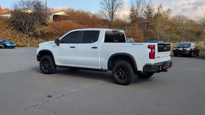 2024 Chevrolet Silverado 1500 Crew Cab 4WD Pickup for sale #32818A - photo 2